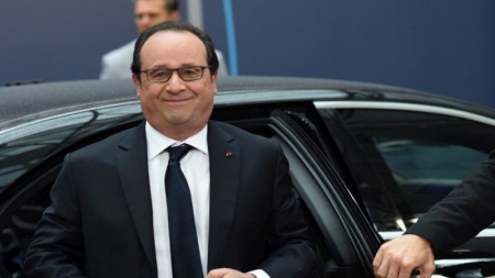 Hollande, plus que jamais en campagne, confirme des baisses d’impôt en 2017