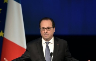 Hollande: l'UE doit offrir une perspective aux peuples face aux populismes 
