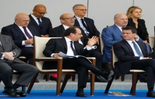 Hollande sermonne Macron et se pose en protecteur de la maison France