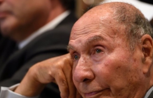 Comptes cachés: le parquet veut retirer à Dassault son fauteuil de sénateur 