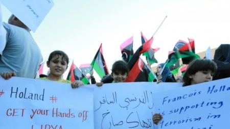 Libye: le gouvernement accuse Paris de violation du territoire