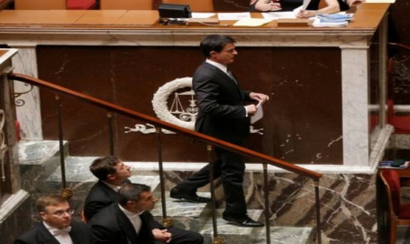 Loi travail: Valls déclenche un deuxième 49-3 à l’Assemblée