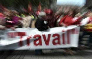 Loi travail: Valls déclenche un deuxième 49-3 à l'Assemblée 