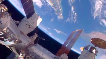 Sortie dans l’espace vendredi pour deux astronautes américains de l’ISS