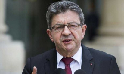 Mélenchon dénonce une tendance à la militarisation de l’action policière