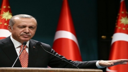 Turquie: charge d’Erdogan contre l’Occident accusé de soutenir le terrorisme