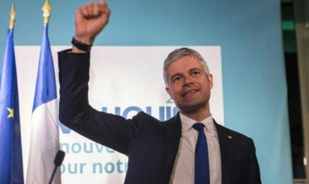 Manuel Valls a failli, juge Laurent Wauquiez