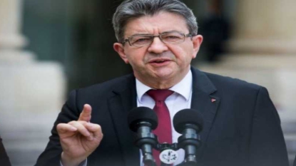 Mélenchon, critiqué à gauche, fait sa rentrée dimanche à Toulouse