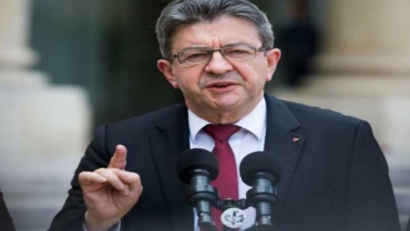 Mélenchon, critiqué à gauche, fait sa rentrée dimanche à Toulouse