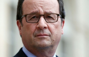 Juppé, Sarkozy, Macron : les petites piques de Hollande face à la presse 