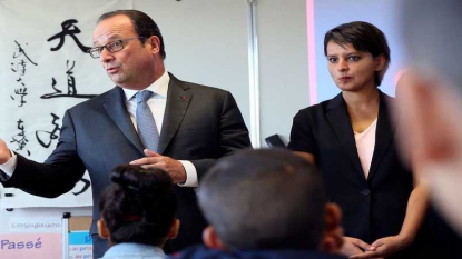 Hollande définit le lycée comme “prochaine étape” de réforme