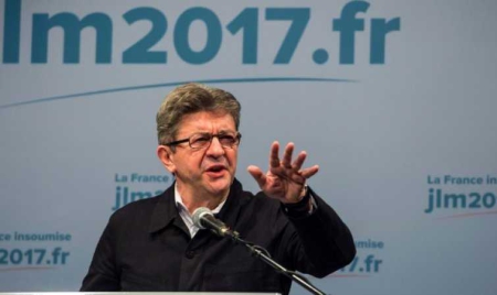 2017: Mélenchon défend sa stratégie révolutionnaire, pacifiste et démocratique