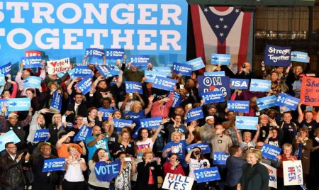 Maison Blanche: Clinton confiante en sa victoire, Trump suscite l’émoi