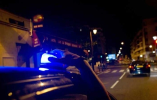 Yvelines: des faux policiers braquent un couple d'automobilistes 