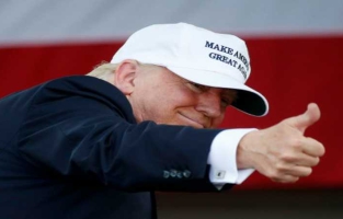 Une dernière semaine de campagne présidentielle: paillettes et discipline 