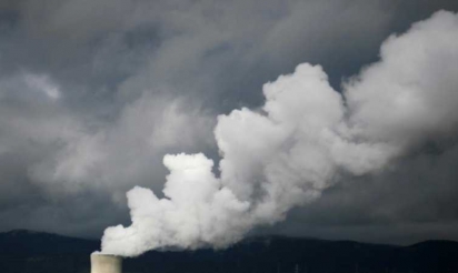 Les Suisses votent pour ou contre une sortie du nucléaire