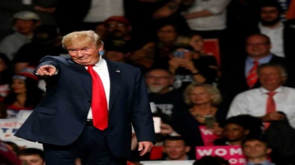 Présidentielle américaine: Trump remonte et inquiète les marchés