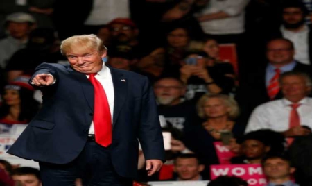 Présidentielle américaine: Trump remonte et inquiète les marchés