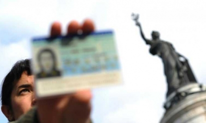 Le mégafichier de tous les Français de plus en plus contesté