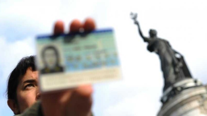 Le mégafichier de tous les Français de plus en plus contesté