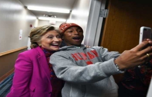 Une dernière semaine de campagne présidentielle: paillettes et discipline 