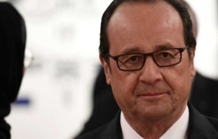  Hollande considère que son action à l'Elysée est d'abord une action de protection des plus fragiles 