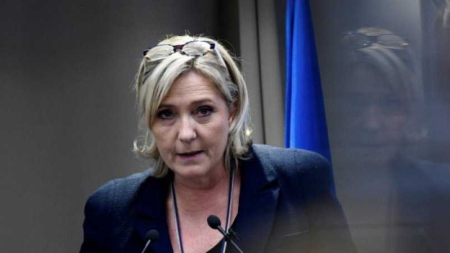 Marine Le Pen commandera un 2e porte-avions si elle est présidente