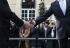 Bernard Cazeneuve à Matignon pour succéder à Manuel Valls
