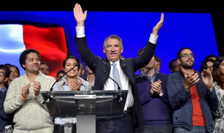 Qu’attend François Bayrou pour se lancer dans sa quatrième campagne présidentielle ?