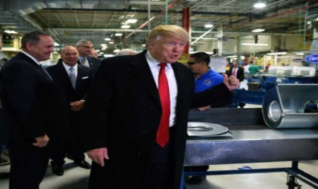 Maison Blanche: Trump nomme le général James Mattis à la Défense