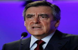 Fillon fait son mea culpa sur la Sécu et l'immigration 