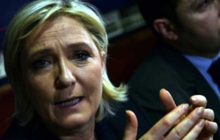 Pourquoi le Parlement européen réclame 340.000 euros à Marine Le Pen