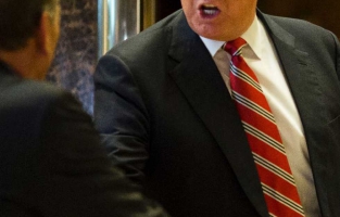 Trump moins populaire que ses prédécesseurs à 3 jours de l'investiture