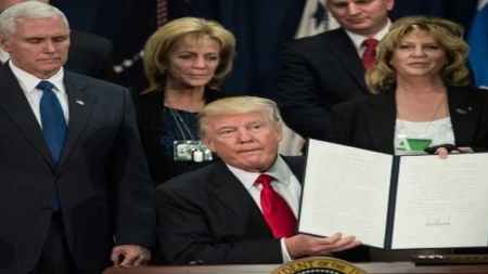 A l’offensive sur l’immigration, Trump durcit le ton face au Mexique