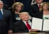 A l’offensive sur l’immigration, Trump durcit le ton face au Mexique