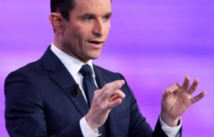 Débat TV: Hamon et Valls affichent leurs divergences sans virulence