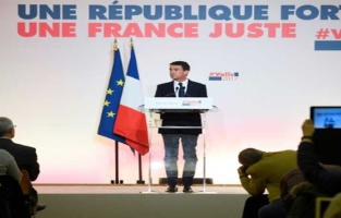 Primaire: Valls et Peillon abattent leurs cartes