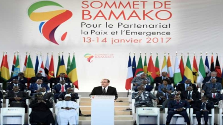 A Bamako, les adieux réciproques de Hollande et de l’Afrique