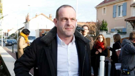 Décret Trump: Et pourquoi pas ? en France, dit l’élu FN Steeve Briois