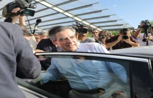 Fillon déjeune avec Sarkozy avant un déplacement à Compiègne