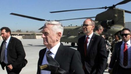 Irak: les Etats-Unis ne vont pas voler le pétrole, affirme Mattis