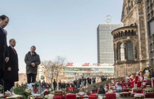  Migrants: Merkel insiste sur les expulsions de sans-papiers 