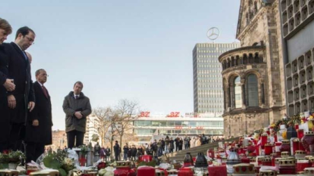 Migrants: Merkel insiste sur les expulsions de sans-papiers