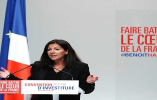 Hamon officiellement investi par le PS qui se remet à espérer 