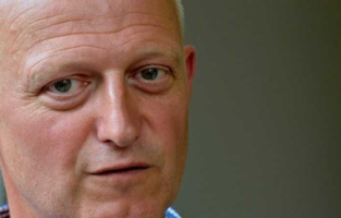 Le député PS Caresche apporte son soutien à Macron