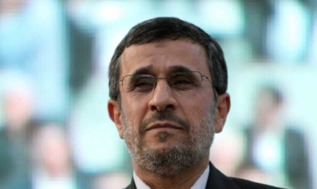 Iran: Ahmadinejad reconnaît des vertus à Trump