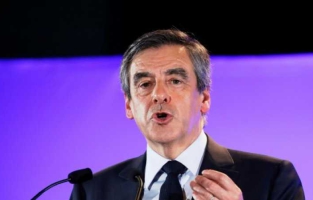 Fillon, une campagne toujours parasitée par ses déboires judiciaires