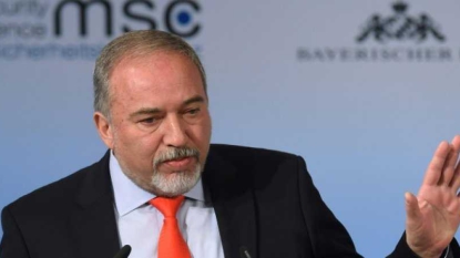 Israël menace de détruire les systèmes syriens de défense aérienne