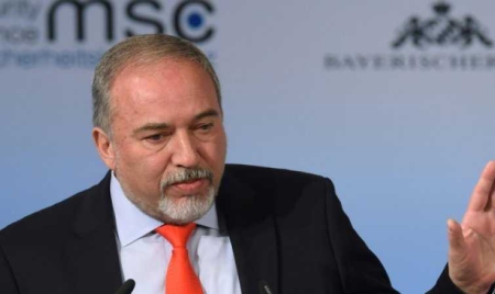 Israël menace de détruire les systèmes syriens de défense aérienne