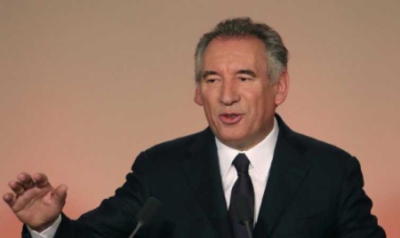 Bayrou les Français donneront une majorité à Macron s’il est élu